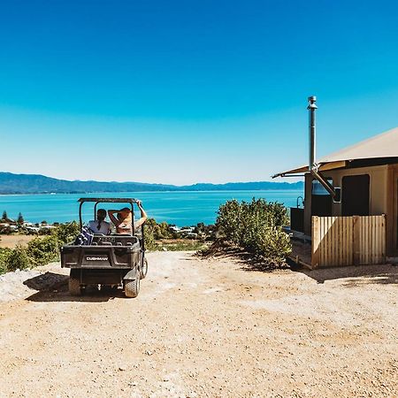 ホテル Drift Off Grid Luxury Eco Glamping Tarakohe エクステリア 写真