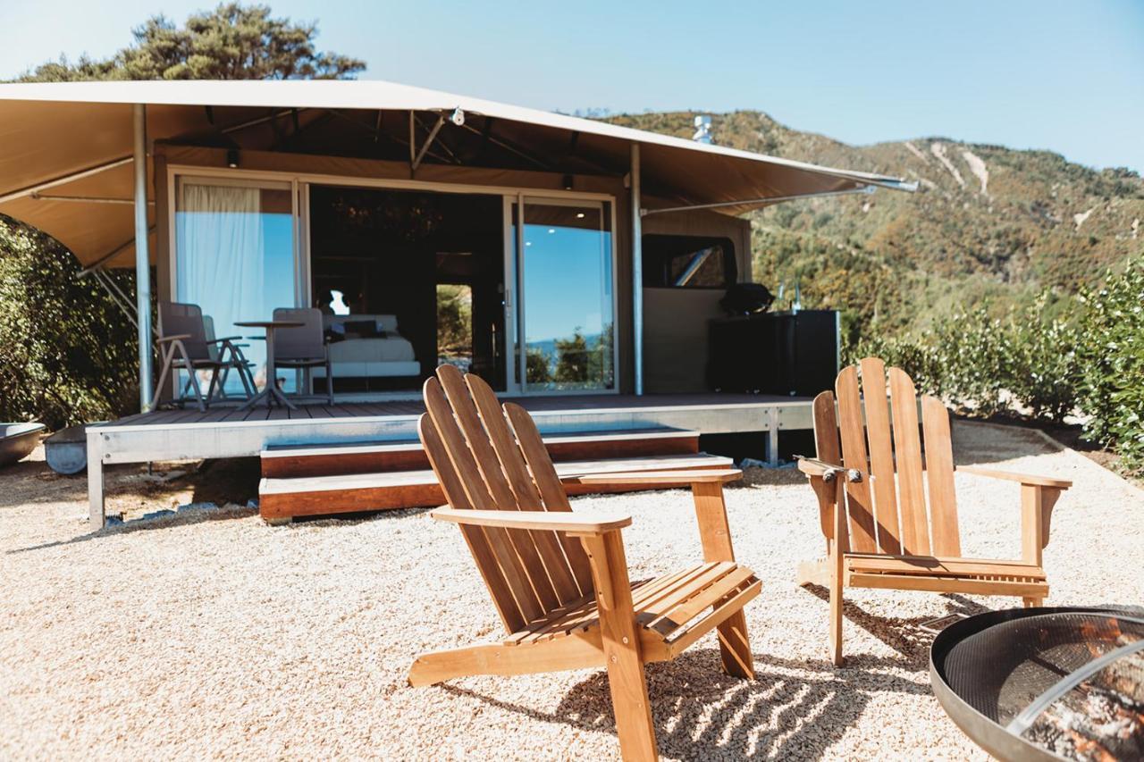 ホテル Drift Off Grid Luxury Eco Glamping Tarakohe エクステリア 写真