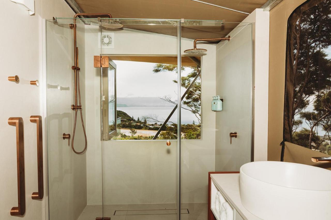 ホテル Drift Off Grid Luxury Eco Glamping Tarakohe エクステリア 写真